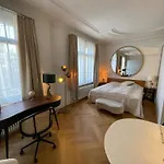 Apartment Exclusive Next To Main Station