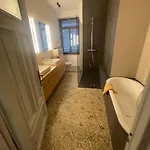 Apartment Exclusive Next To Main Station