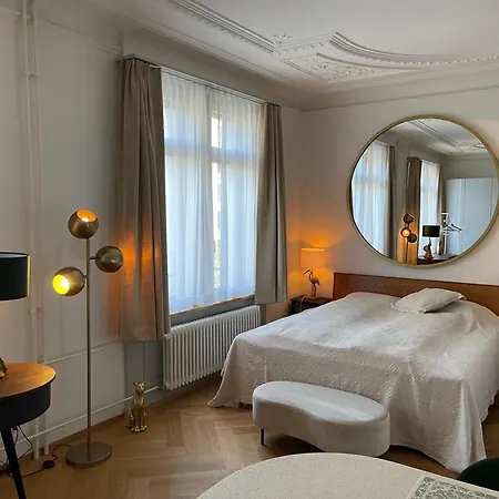 Exclusive Next To Main Station *