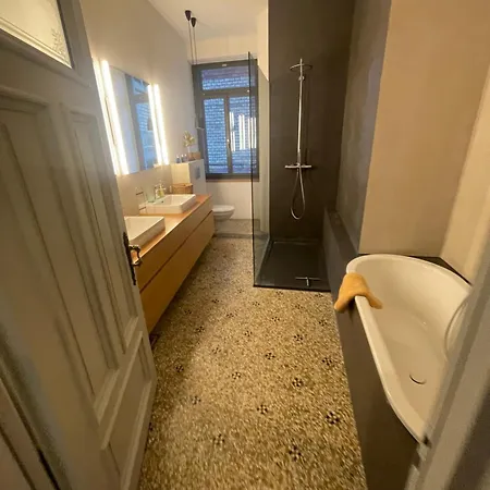 Διαμέρισμα Exclusive Next To Main Station