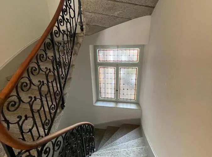 Daire Exclusive Next To Main Station *