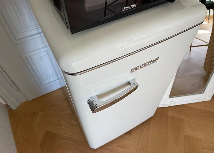 Exclusive Next To Main Station *