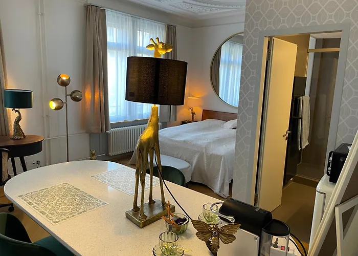 Exclusive Next To Main Station *