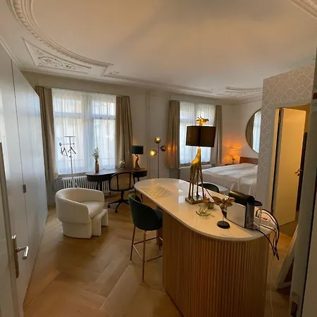 Exclusive One And Deluxe Twin Double Next To Main Station *